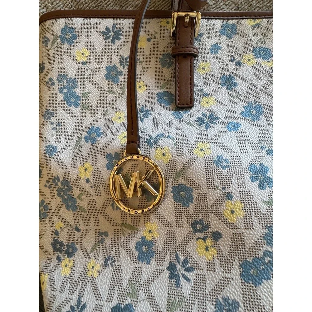 MICHAEL KORS JET SET CHARM MEDIUM CARRYALL TOTE Purse VANILLA FLORAL NWT